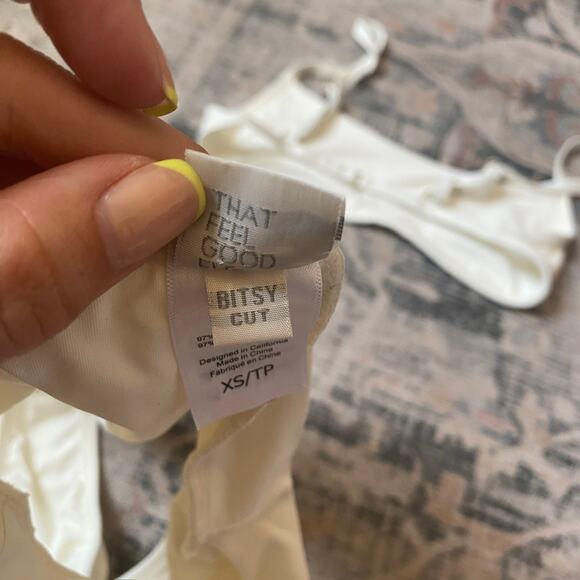 L Space Frenchi Bikini Bottom and Gemma Top White Ribbed Bikini XS - Picture 8 of 8